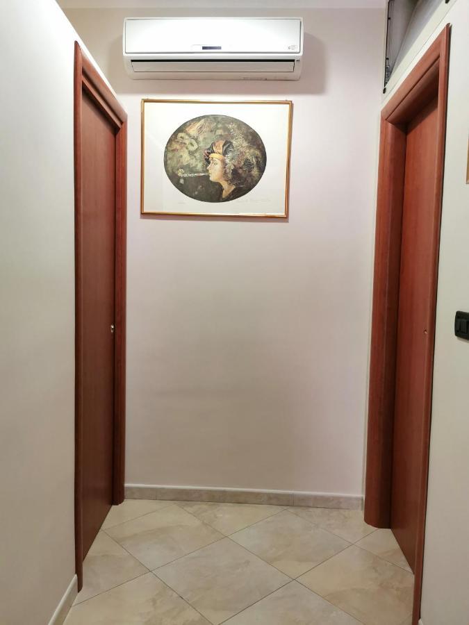 Loft Magna Grecia Reggio Calabria Centro Storico A 3 Minuti A Piedi Dal Mare Appartement Buitenkant foto